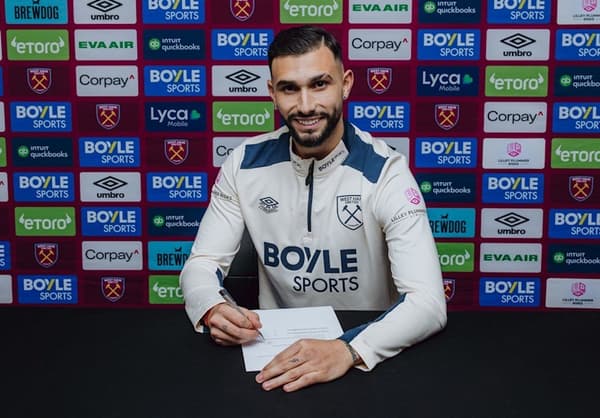 Taty Castellanos, West Ham