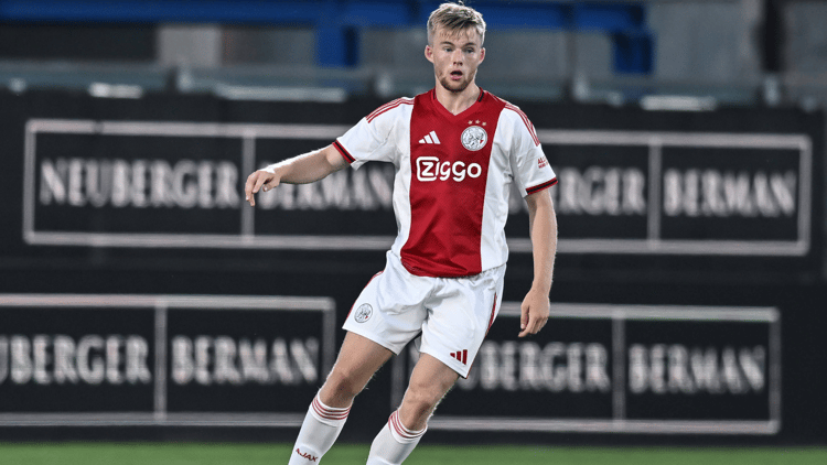 Nick Verschuren draaide de voorbereiding volledig mee met de A-selectie bij Ajax.