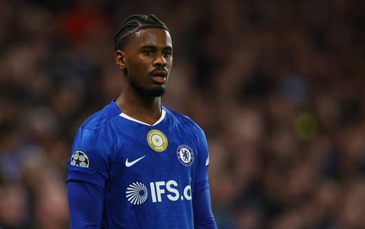 Jorrel Hato, Chelsea, 2025/26