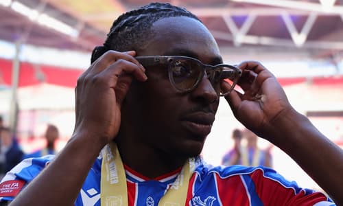 Eberechi Eze celebrates winning the Community Shield with Crystal Palace