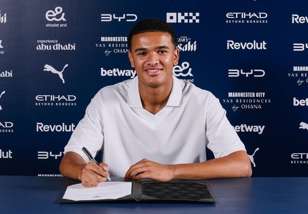 Pierce Charles, Man City
