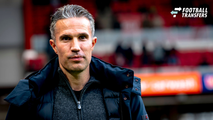 Dennis te Kloese vertrekt en nu werpt Robin van Persie zich op als soort technisch directeur.