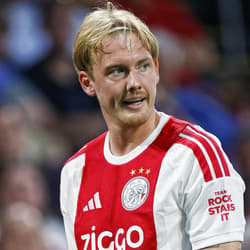 Julian Brandt, Ajax