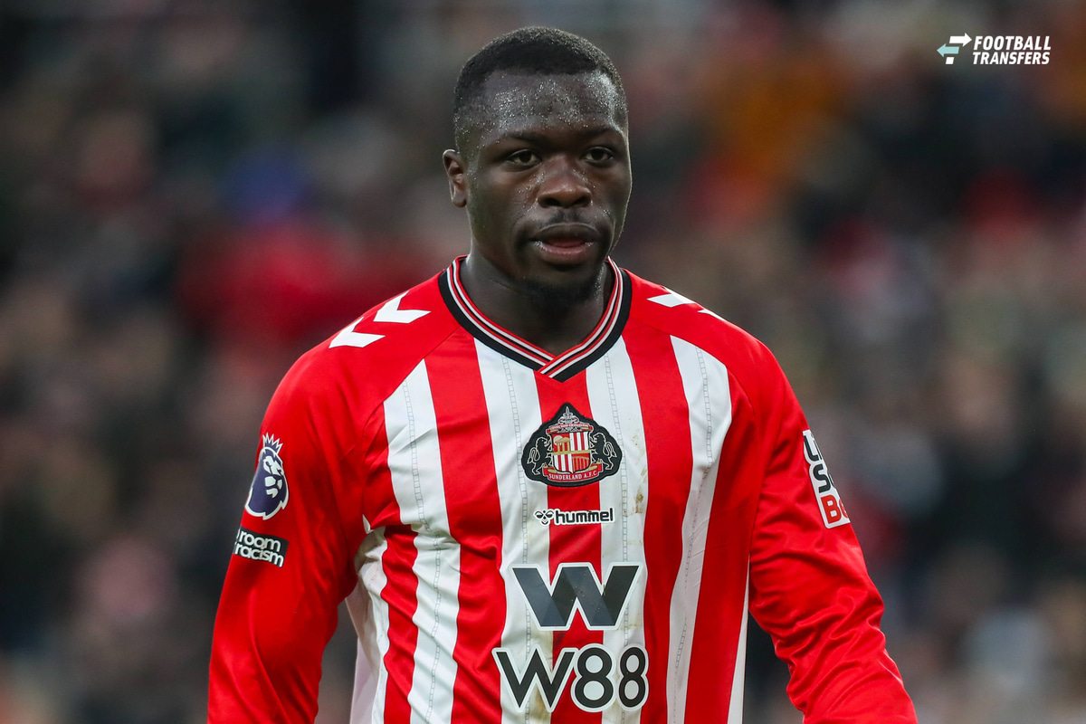 Brian Brobbey werd na een relatief tegenvallend seizoen 2024/25 door Ajax verkocht aan Sunderland. In de Premier League is de 24-jarige spits opgeleefd en gooide hij recentelijk onder meer hoge ogen op bezoek bij Manchester City met een hattric...