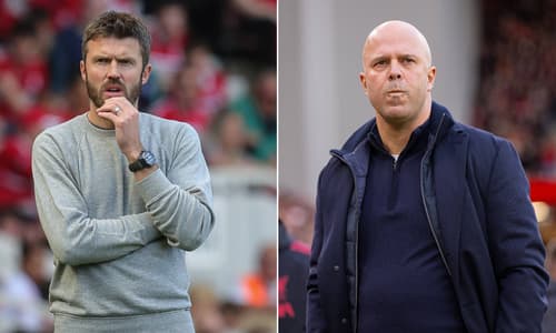 Michael Carrick, Arne Slot