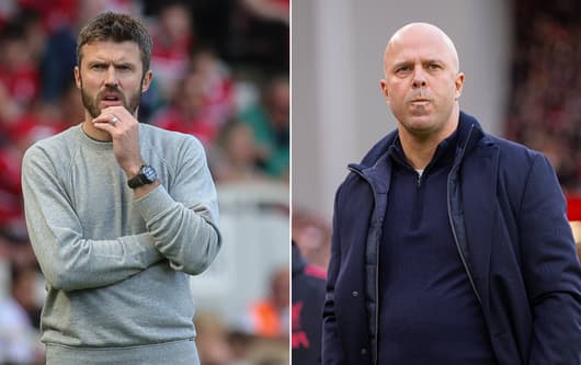 Michael Carrick, Arne Slot