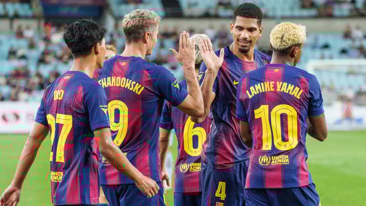 Barcelona will play Villarreal in the US in December