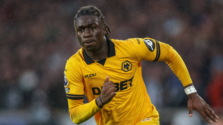 Mateus Mane, Wolves