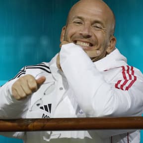 Ajax houdt eigen fans aan het lijntje met opzienbarende transfersaga