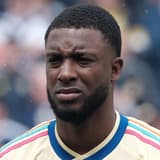 Riechedly Bazoer