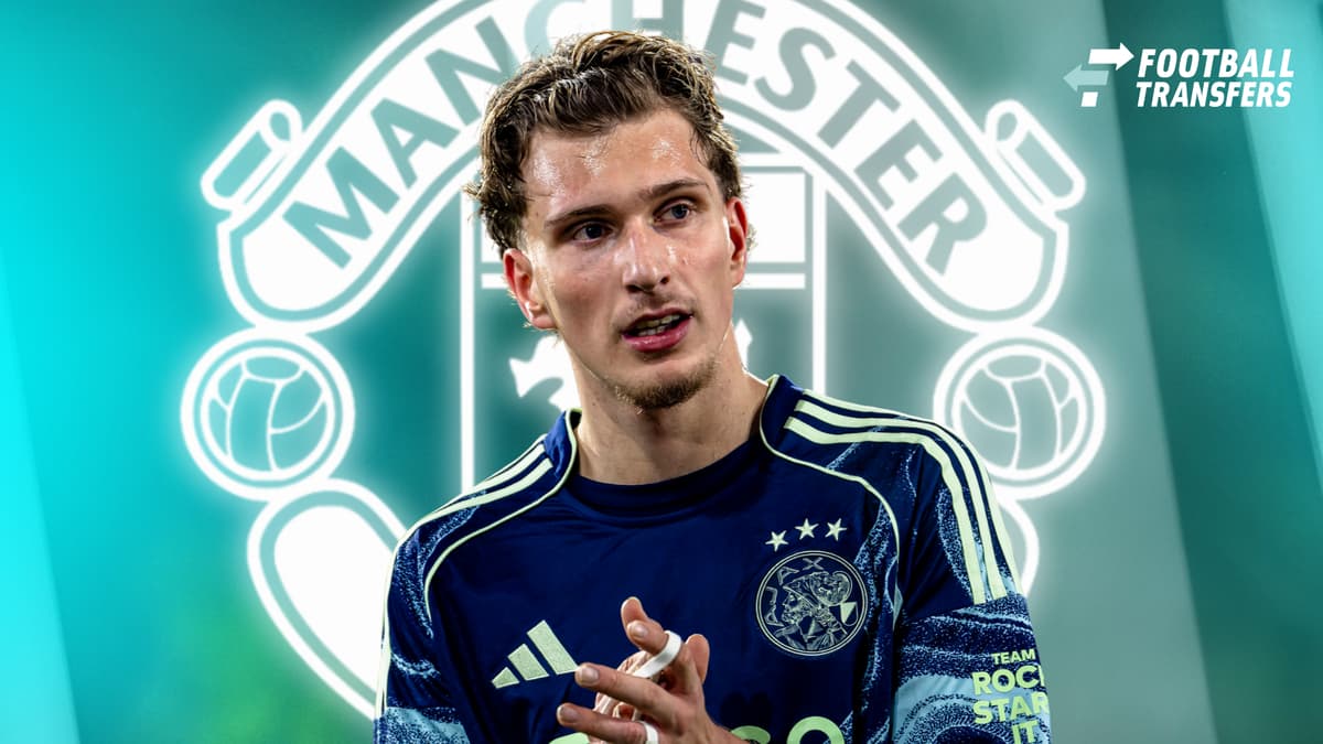 Mika Godts, Manchester United