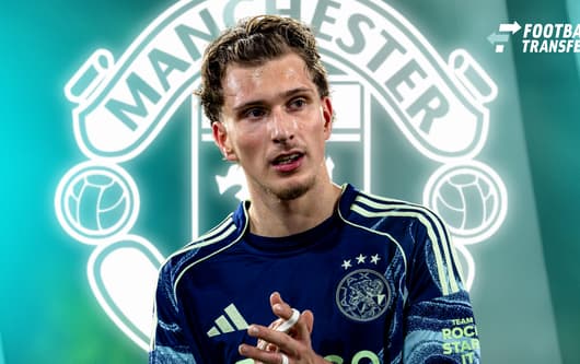 Mika Godts, Manchester United