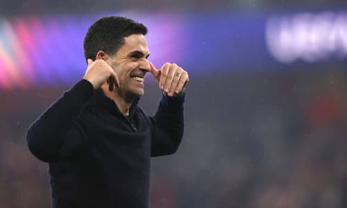 Mikel Arteta celebrates Arsenal's qualification for the 2025/26 Champions League final