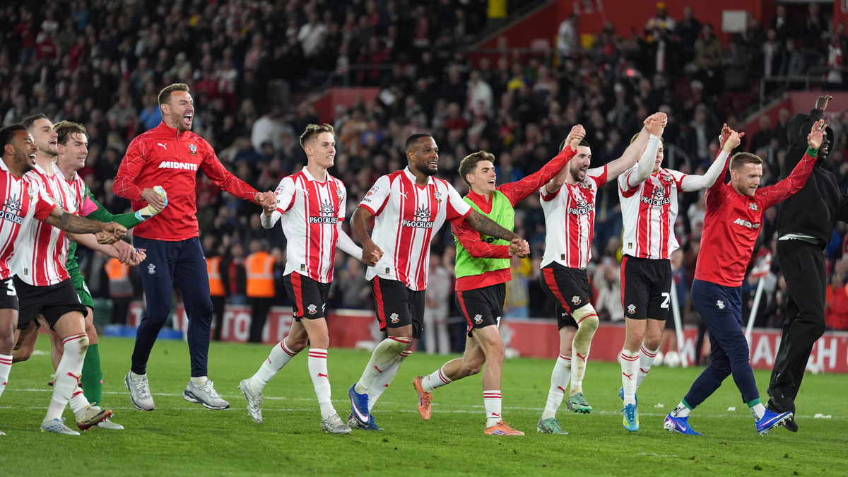 Southampton players, playoff semi