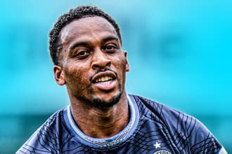 Arsenal heeft Quinten Timber op het oog, melden Engelse media. De middenvelder beschikt bij Feyenoord over een aflopend contract en kan daardoor komende transferperiode voor een relatief laag bedrag worden opgepikt. Timber kan bij Arsenal worden h...