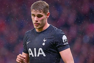 Micky van de Ven in action during Tottenham's Champions League loss to Atletico Madrid