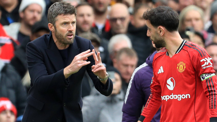 Fernandes takes instructions from Man Utd boss Michael Carrick