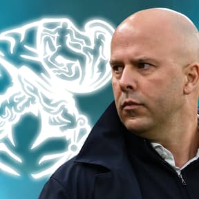 Ajax heeft haast en meldt zich plotseling bij Liverpool van Arne Slot