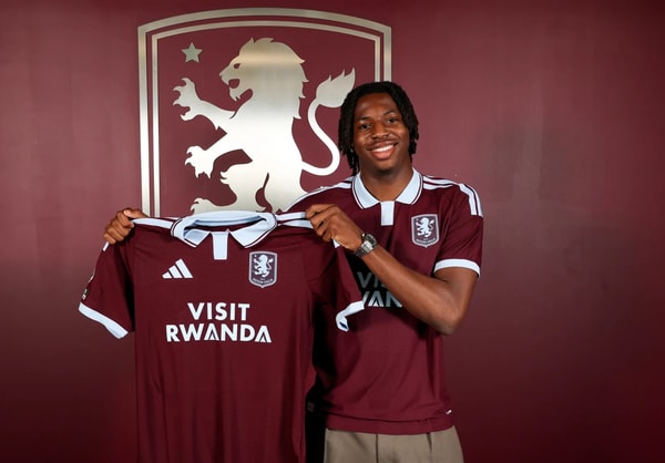 Johan Manzambi, Aston Villa