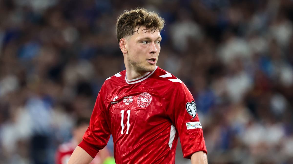 Andreas Skov Olsen, Denmark, Wolfsburg, 2025/26