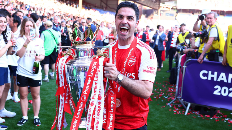 Mikel Arteta led Arsenal to Premier League glory this season