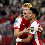 AZ is momenteel zowel op het veld als op financieel gebied bezig aan een uitstekende reeks in de Eredivisie. De ploeg uit Alkmaar staat op dit moment ongeslagen bovenaan de ranglijst met negentien punten uit zeven wedstrijden. Daarnaast heeft d...