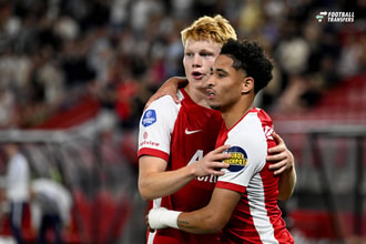 AZ is momenteel zowel op het veld als op financieel gebied bezig aan een uitstekende reeks in de Eredivisie. De ploeg uit Alkmaar staat op dit moment ongeslagen bovenaan de ranglijst met negentien punten uit zeven wedstrijden. Daarnaast heeft d...