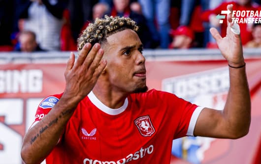 ENSCHEDE - Daouda Weidmann of FC Twente celebrates his team s third goal during the Eredivisie match between FC Twente and PSV Eindhoven at De Grolsch Veste stadium on September 20, 2026, in Enschede, the Netherlands. WART BRINKERHOF ANP Eredivisie ...