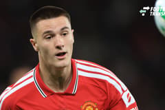 Manchester United, ManU v Brighton and Hove Albion - Carabao Cup Third Round Benjamin Sesko of Manchester United on the ball during the Carabao Cup Third Round match between Manchester United and Brighton &amp; Hove Albion at Old Trafford on Septemb...