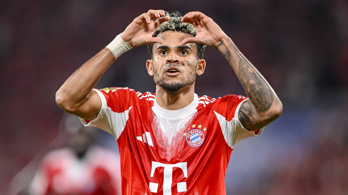 Bayern Munich's Luis Diaz celebrates scoring against RB Leipzig, 2025/26