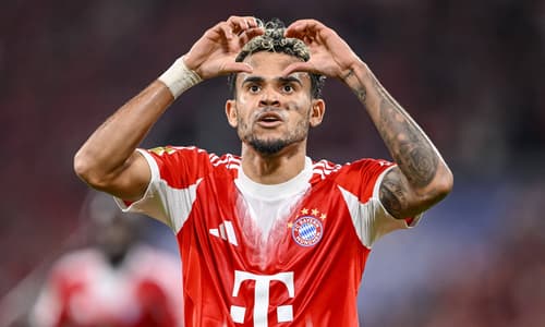 Bayern Munich's Luis Diaz celebrates scoring against RB Leipzig, 2025/26
