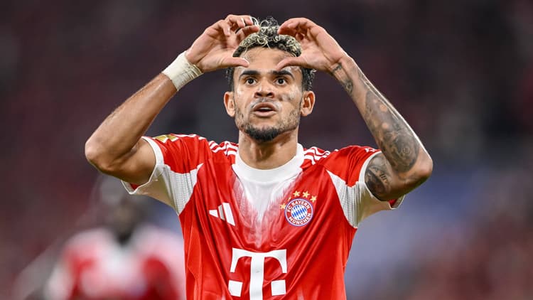 Luis Diaz: Slot warned about selling Colombia star to Bayern