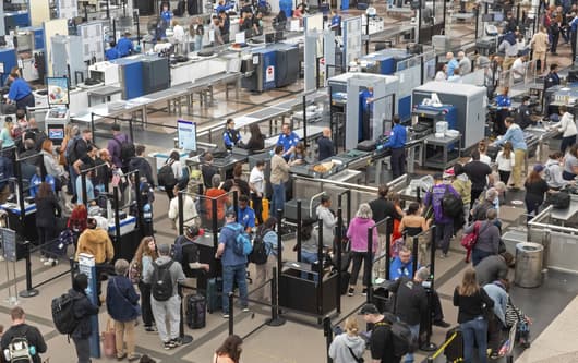 TSA queue