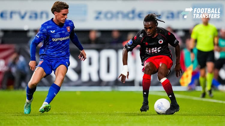 Arthur Zagré in actie namens Excelsior tegen Daan Rots van FC Twente.