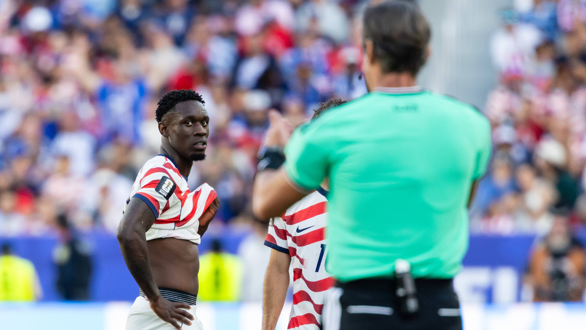 Folarin Balogun, red card for USMNT vs Bosnia & Herzegovina