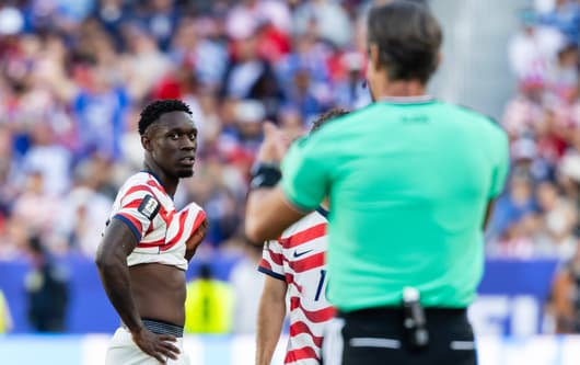 Folarin Balogun, red card for USMNT vs Bosnia & Herzegovina