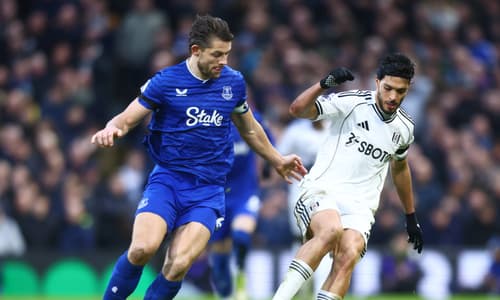 Everton vs Fulham, betting sponsors