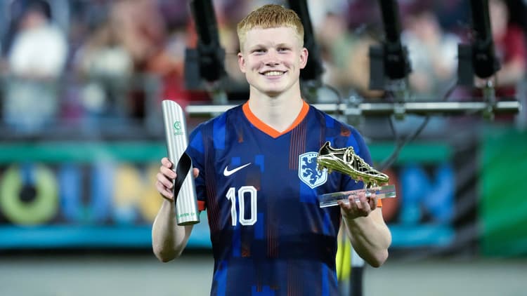 Kees Smit was named Player of the Tournament and the joint-top scorer at the 2025 Under-19 European Championships.