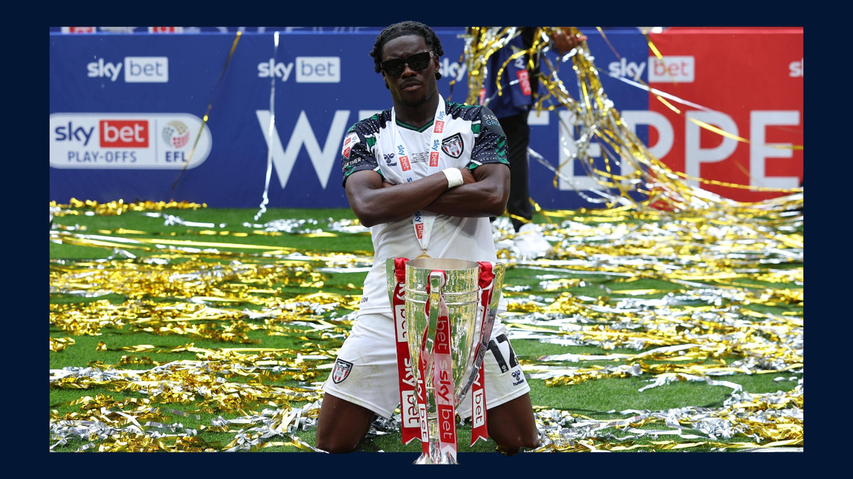 Wilson Isidor celebrates Sunderland's playoff win