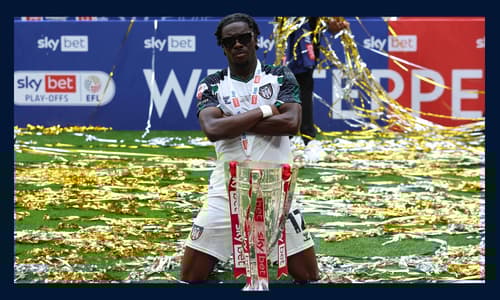 Wilson Isidor celebrates Sunderland's playoff win