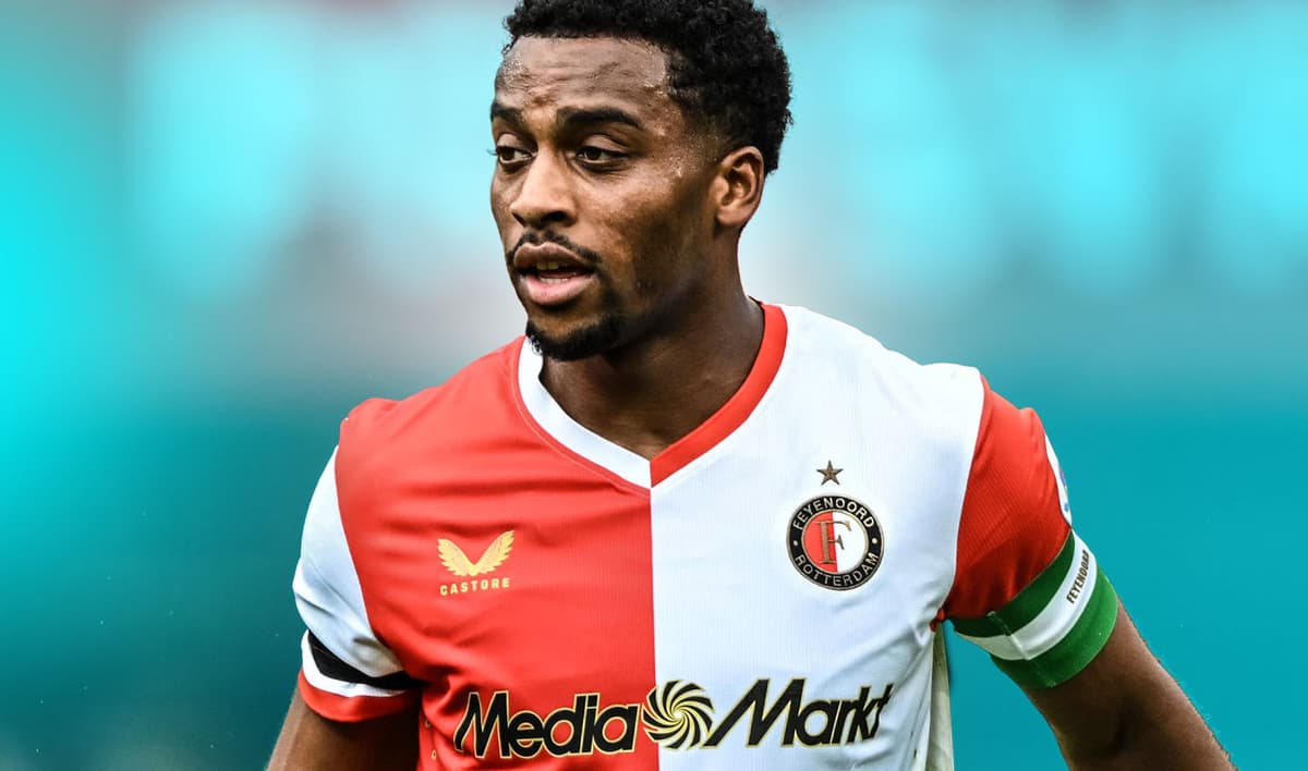 Met de transferdeadline in zicht, bevindt Feyenoord zich in een cruciale fase op de transfermarkt. De club heeft een stevige financiële eis neergelegd voor Quinten Timber, die in de belangstelling staat van Bayer Leverkusen. Dit werd besproken in ...