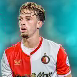 Luciano Valente heeft zich razendsnel aangepast bij Feyenoord en is niet meer weg te denken uit de formatie van Robin van Persie. De 22-jarige middenvelder hield zich onder meer staande in de Europa League en zag zijn Estimated Transfer Value deze...