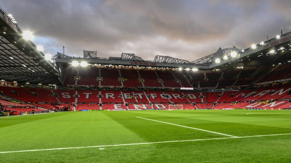 Old Trafford, Stretford End