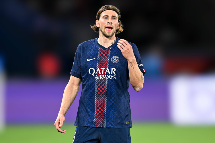 Ilya Zabarnyi: A starter in Ligue 1 but hardly used in the Champions League