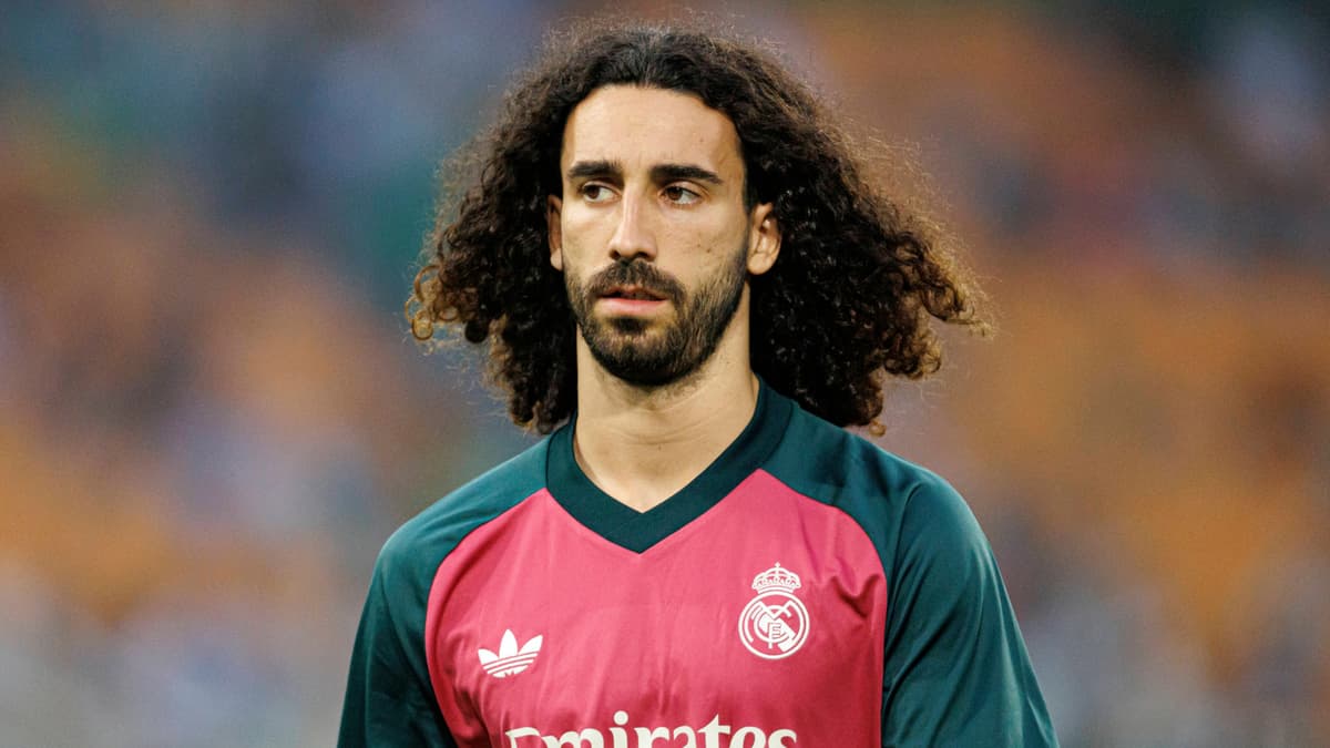 The ten most expensive left-backs of all time