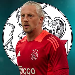 Remko Pasveert deelt sneer uit naar het transferbeleid van Ajax