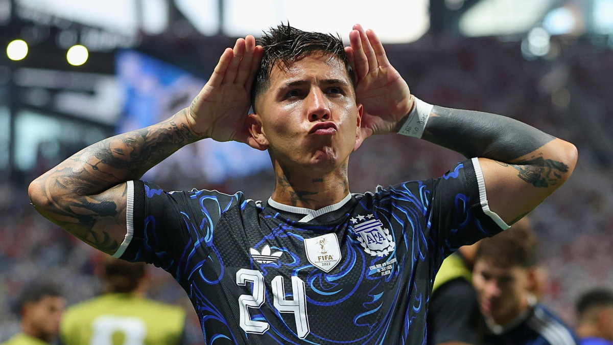 Enzo Fernandez celebrates scoring against England, 2026 World Cup