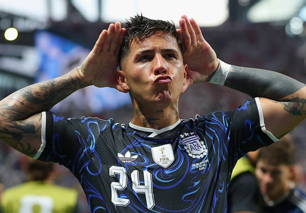 Enzo Fernandez celebrates scoring against England, 2026 World Cup