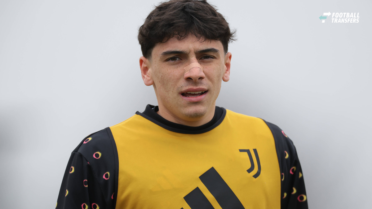 Diego Pugno versterkt spitspositie van Ajax na metamorfose in Amsterdamse selectie