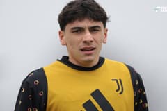 Diego Pugno versterkt spitspositie van Ajax na metamorfose in Amsterdamse selectie